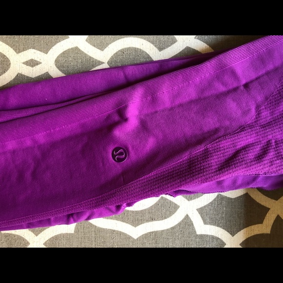 Lululemon Zone In Tight - Picture 4 of 4